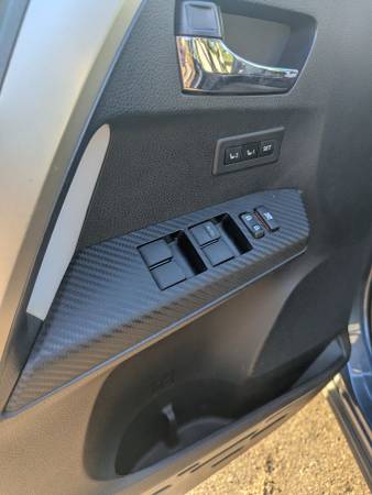 2014 Toyota Rav4 Limited — photo 9