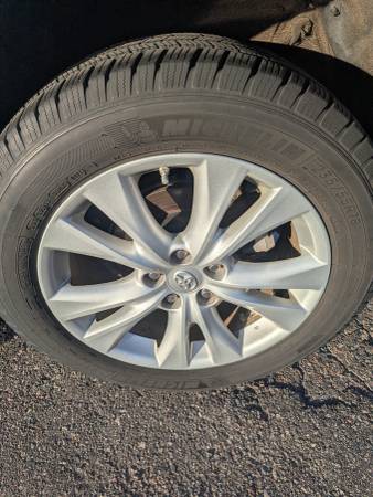 2014 Toyota Rav4 Limited — photo 12