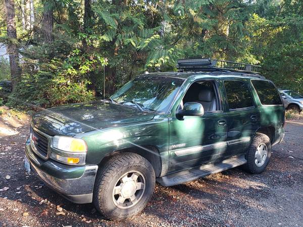 2004 GMC Yukon SLT 4x2 Automatic — photo 1