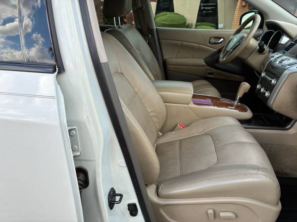 2014 Nissan Murano LE — photo 12