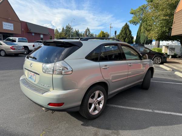 2005 Lexus RX 330 Base All-wheel Drive Automatic — photo 3