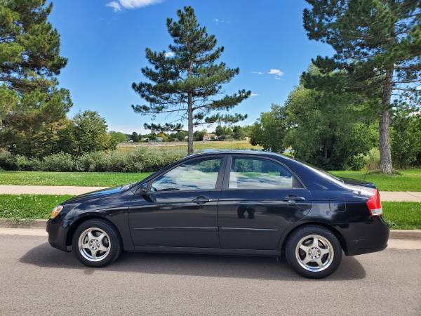 2009 KIA Spectra EX 4dr Sedan Automatic — photo 1