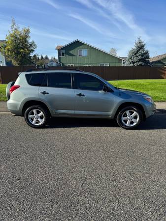 2007 Toyota Rav4 Base 4x4 Automatic — photo 6