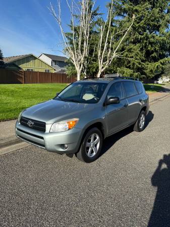 2007 Toyota Rav4 Base 4x4 Automatic — photo 1