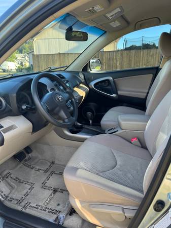 2007 Toyota Rav4 Base 4x4 Automatic — photo 7