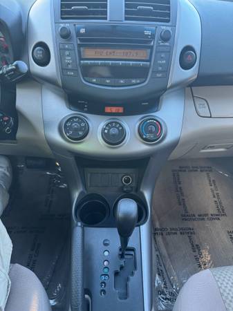 2007 Toyota Rav4 Base 4x4 Automatic — photo 10