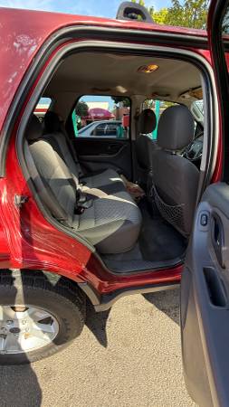 2004 Ford Escape XLT 4x4 Automatic — photo 5