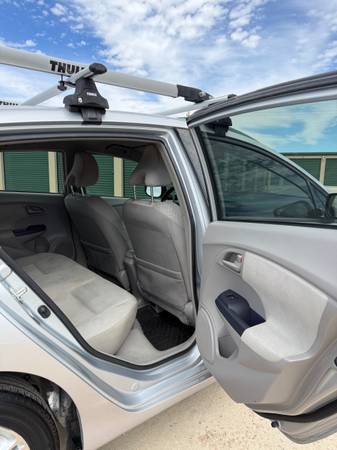 2010 Honda Insight LX 4dr Hatchback CVT — photo 9