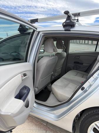 2010 Honda Insight LX 4dr Hatchback CVT — photo 7