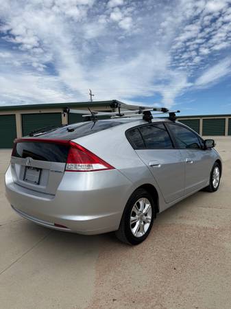 2010 Honda Insight LX 4dr Hatchback CVT — photo 2