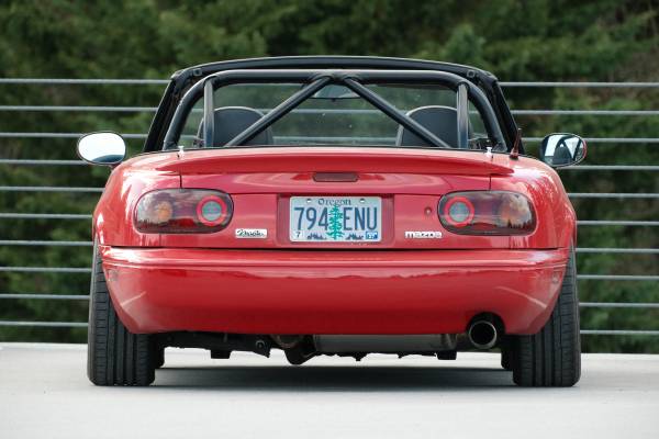 1990 Mazda MX 5 Miata Base 2dr Convertible — photo 2
