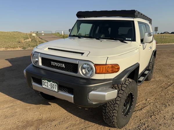 2014 Toyota FJ Cruiser Base — photo 3