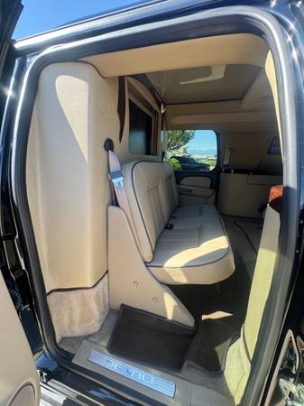 2012 GMC Yukon XL 1500 Denali 4x2 Automatic — photo 11