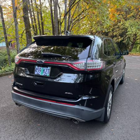 2015 Ford Edge SE 4dr All-wheel Drive Automatic — photo 5