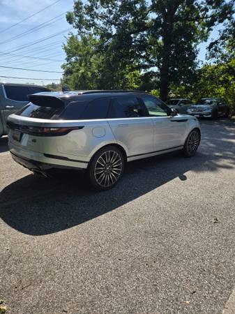 2018 Land Rover Range Rover Velar P250 HSE R-Dynamic 4dr 4x4 Automatic — photo 4