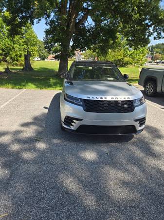 2018 Land Rover Range Rover Velar P250 HSE R-Dynamic 4dr 4x4 Automatic — photo 2