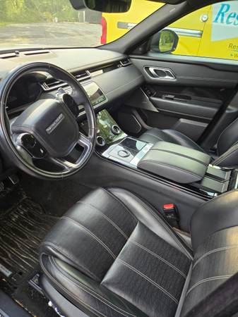 2018 Land Rover Range Rover Velar P250 HSE R-Dynamic 4dr 4x4 Automatic — photo 8
