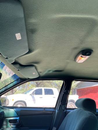 1995 Ford Taurus GL 4dr Sedan — photo 11