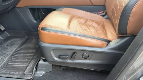 2023 Nissan Pathfinder Platinum 4dr 4x4 Automatic — photo 8