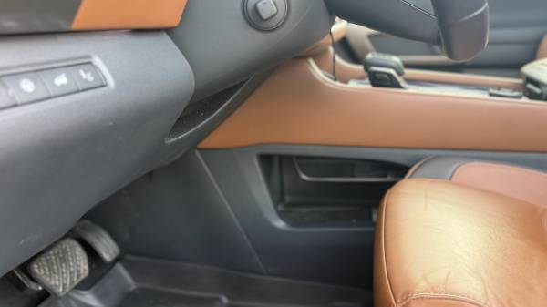 2023 Nissan Pathfinder Platinum 4dr 4x4 Automatic — photo 11
