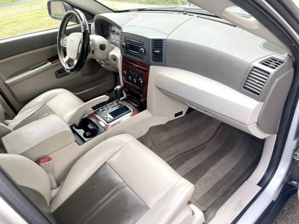 2006 Jeep Grand Cherokee Limited 4dr 4x2 Automatic — photo 7