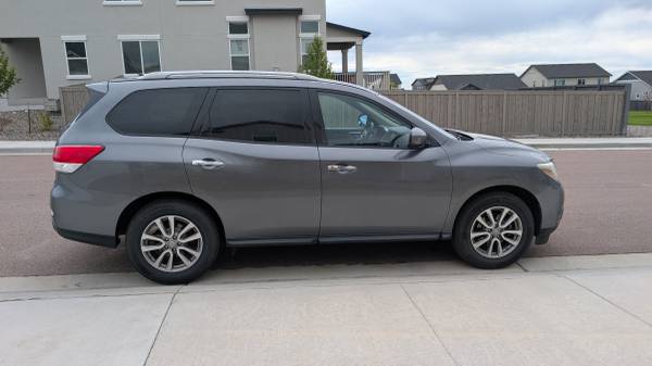 2016 Nissan Pathfinder S — photo 3