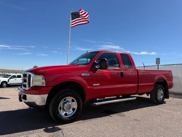 2005 Ford E 350 Super Duty XL Wagon Automatic — photo 1