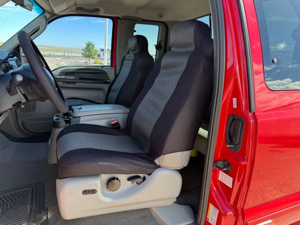 2005 Ford E 350 Super Duty XL Wagon Automatic — photo 8