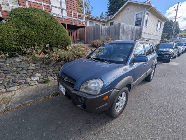 2005 Hyundai Tucson GL 4dr 4x4 Manual — photo 2