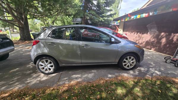 2014 Mazda Mazda2 Touring — photo 1