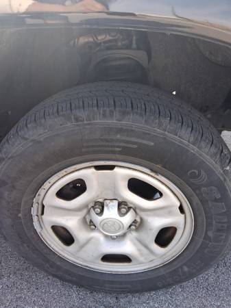2014 Toyota Tacoma Base 4x4 Regular Cab 109.6 in. WB Automatic — photo 8