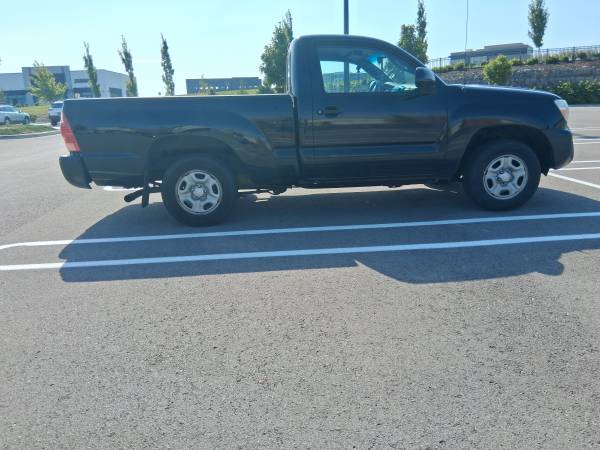 2014 Toyota Tacoma Base 4x4 Regular Cab 109.6 in. WB Automatic — photo 4
