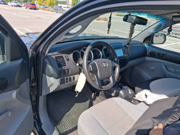 2014 Toyota Tacoma Base 4x4 Regular Cab 109.6 in. WB Automatic — photo 7