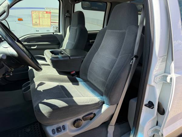 2002 Ford F 350 XL 4x4 SD Crew Cab 172 in. WB DRW HD Manual — photo 10