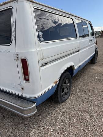 1983 Ford Econoline Estate — photo 3