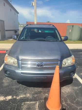 2006 Toyota Highlander Hybrid V6 4dr All-wheel Drive CVT — photo 2