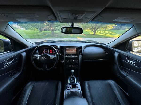 2009 Infiniti Fx35 Base 4dr 4x2 Automatic — photo 9