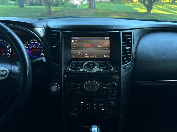 2009 Infiniti Fx35 Base 4dr 4x2 Automatic — photo 11