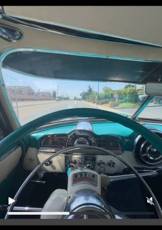 1951 Pontiac Chieftain — photo 3