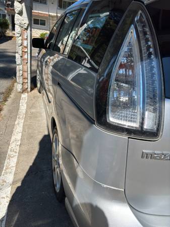 2008 Mazda Mazda5 Sport 4dr Wagon Manual — photo 4
