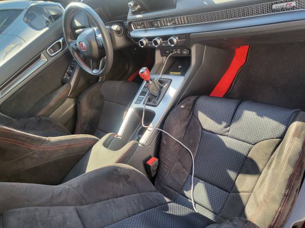 2023 Honda Civic Type R Base — photo 11