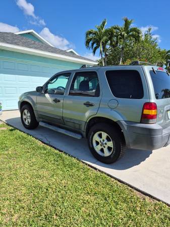 2006 Ford Escape XLT 4dr 4x4 Automatic — photo 1