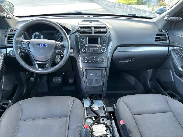 2018 Ford Explorer XLT 4dr 4x4 Automatic — photo 10