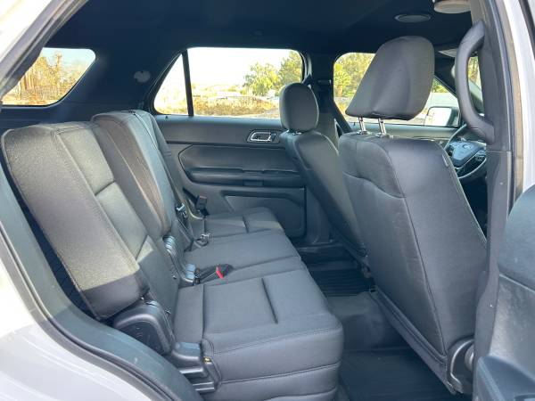 2018 Ford Explorer XLT 4dr 4x4 Automatic — photo 7
