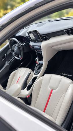 2019 Hyundai Veloster Turbo Ultimate 3dr Hatchback Automatic — photo 6