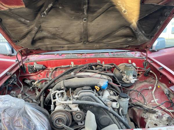 1994 Toyota 4runner SR5 V6 4dr SUV — photo 8