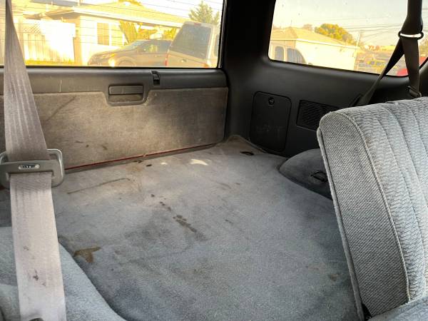1994 Toyota 4runner SR5 V6 4dr SUV — photo 7