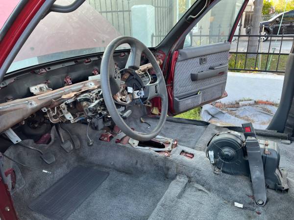 1994 Toyota 4runner SR5 V6 4dr SUV — photo 4