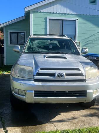 2004 Toyota 4runner SR5 V8 4x2 Automatic — photo 1
