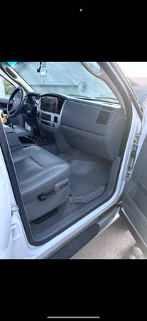 2008 Dodge RAM 2500 SLT 4x4 Quad Cab 160.5 in. WB Manual — photo 6